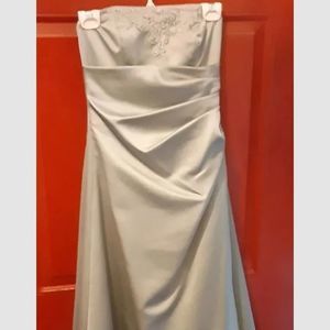 DAVIDS BRIDAL Green Satin Strapless Gown W/ Shawl Size 2 Sage Floor Length